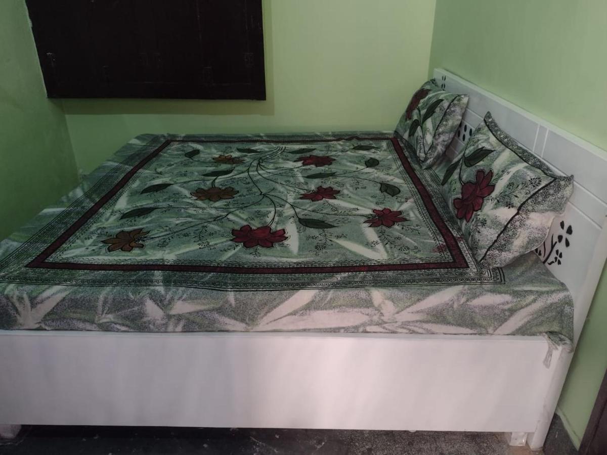 Oyo 83936 Chaudhary Guest House Bulandshahr 외부 사진